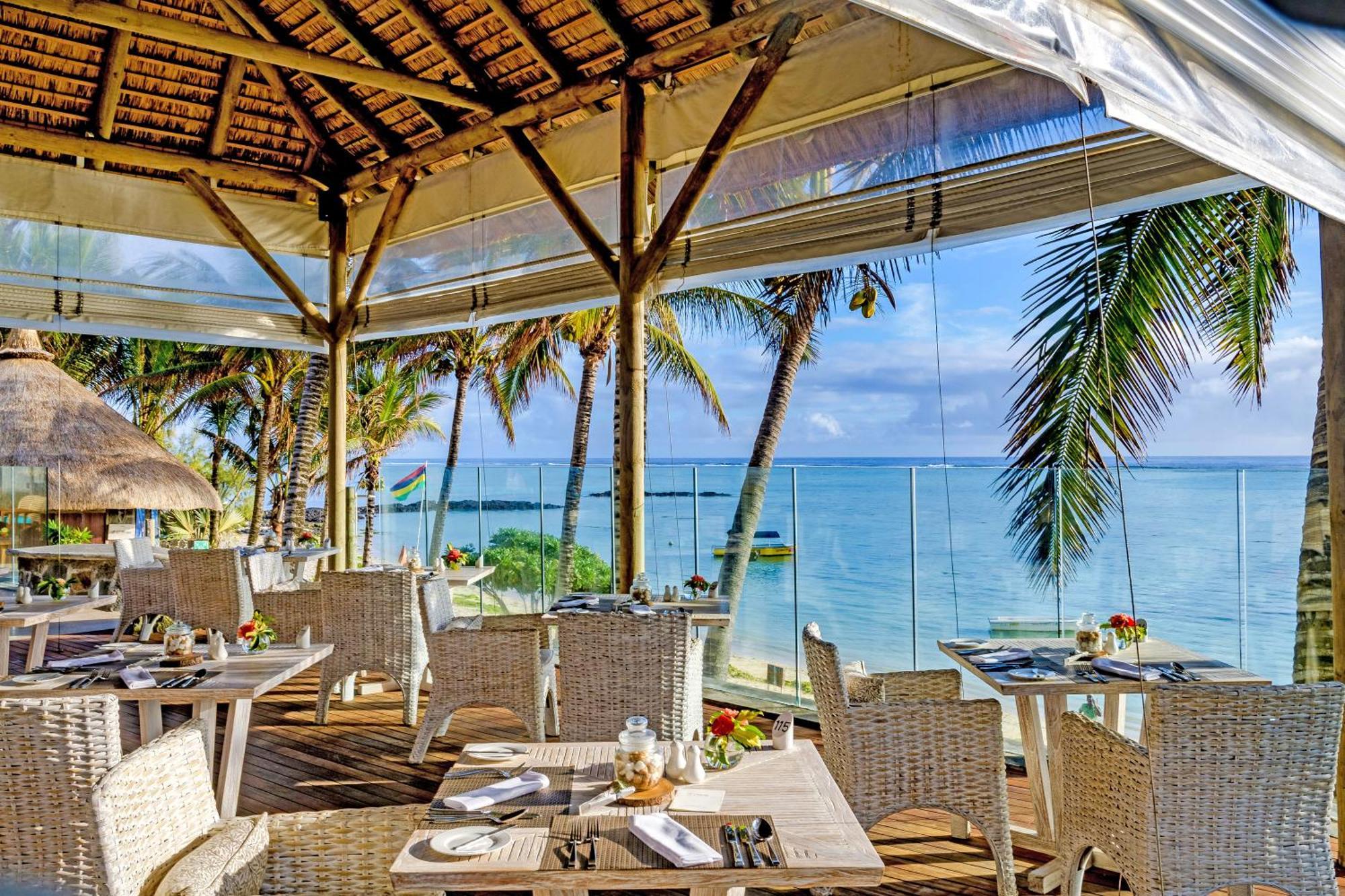 Seasense Boutique Hotel & Spa (Adults Only) Belle Mare Kültér fotó The Beach Club