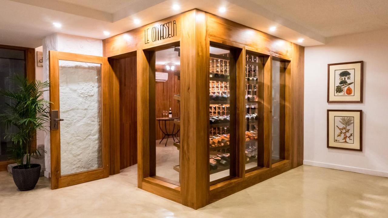 Seasense Boutique Hotel & Spa (Adults Only) Belle Mare Kültér fotó Wine cellar